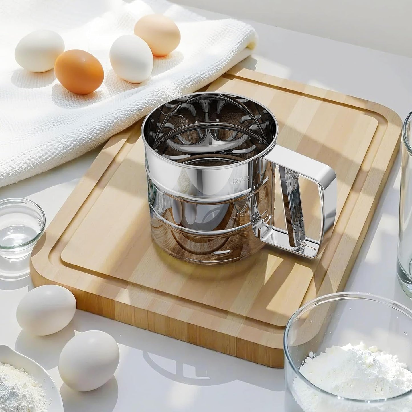 Steel Manual Flour Sifter – Clean, Quick & Efficient Sieving-.f