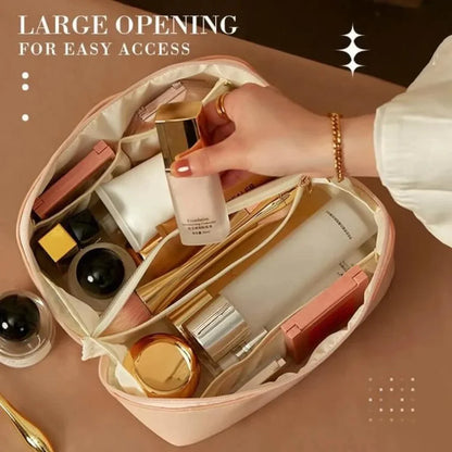 MAKEUP TRAVEL BAG - (Buy 1 Get 1 Free) 😍.g