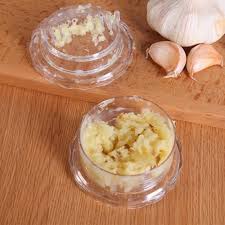 Twist & Crush, Mess-Free Garlic Crusher – Easy Twist Garlic Press Tool Set: g